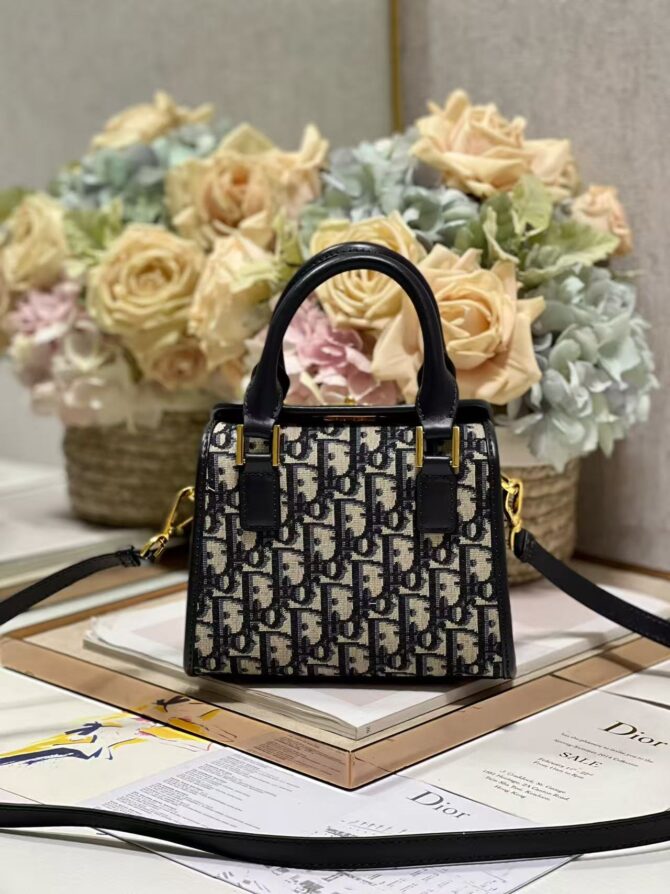 Dior Boston bag  (Replica) – Image 5