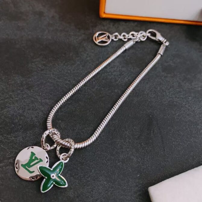 LV monogram charm, green (Replica) – Image 6