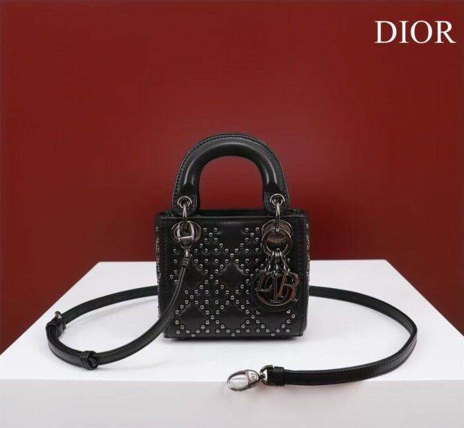 Lady Dior Mini cloué(Replica)