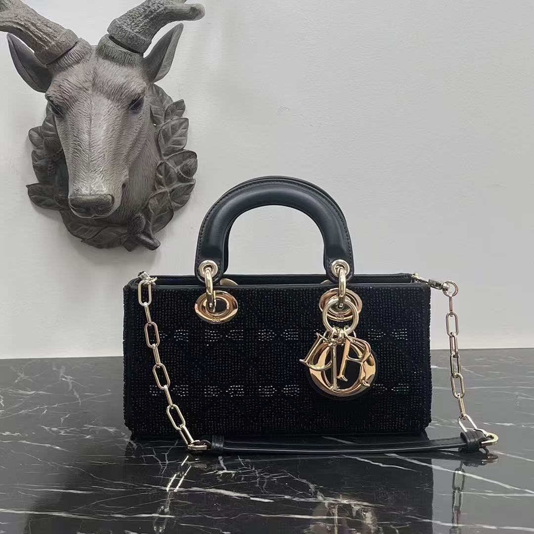 Lady D-Joy (Replica)