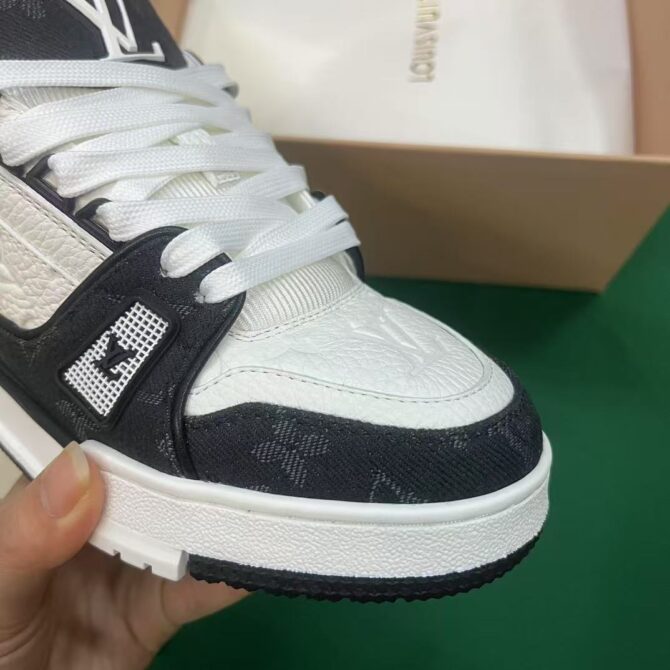 lv trainer #54 (Replica) - Image 4
