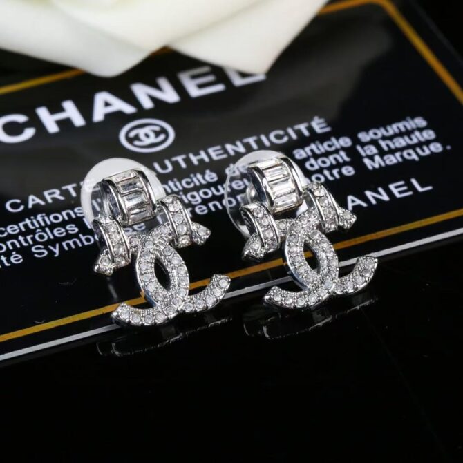 Chanel earrings cc sparkling(Replica) - Image 2