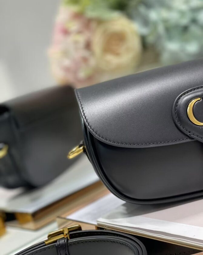 East-West Dior Bobby(Replica) – Image 4