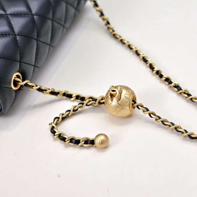 Flap Bag Pearl Crush(Replica) - Image 4