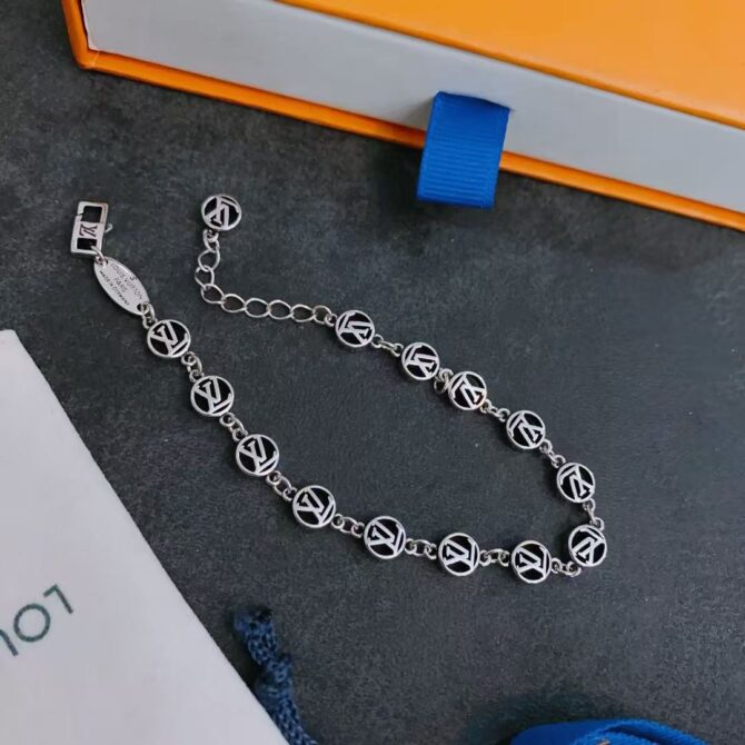 LV Monogram Chain (Replica) – Image 5