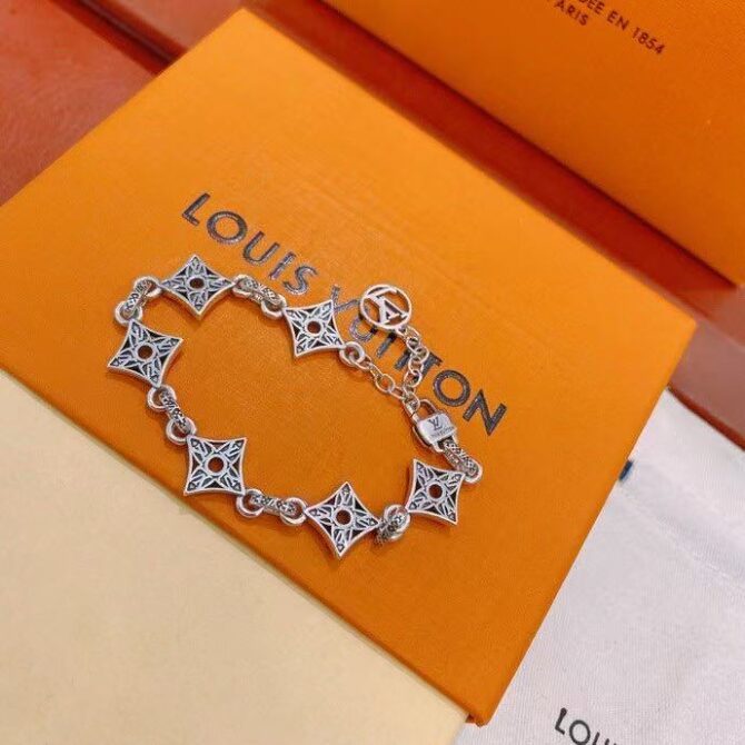 Lv monogram chain (Replica) - Image 5