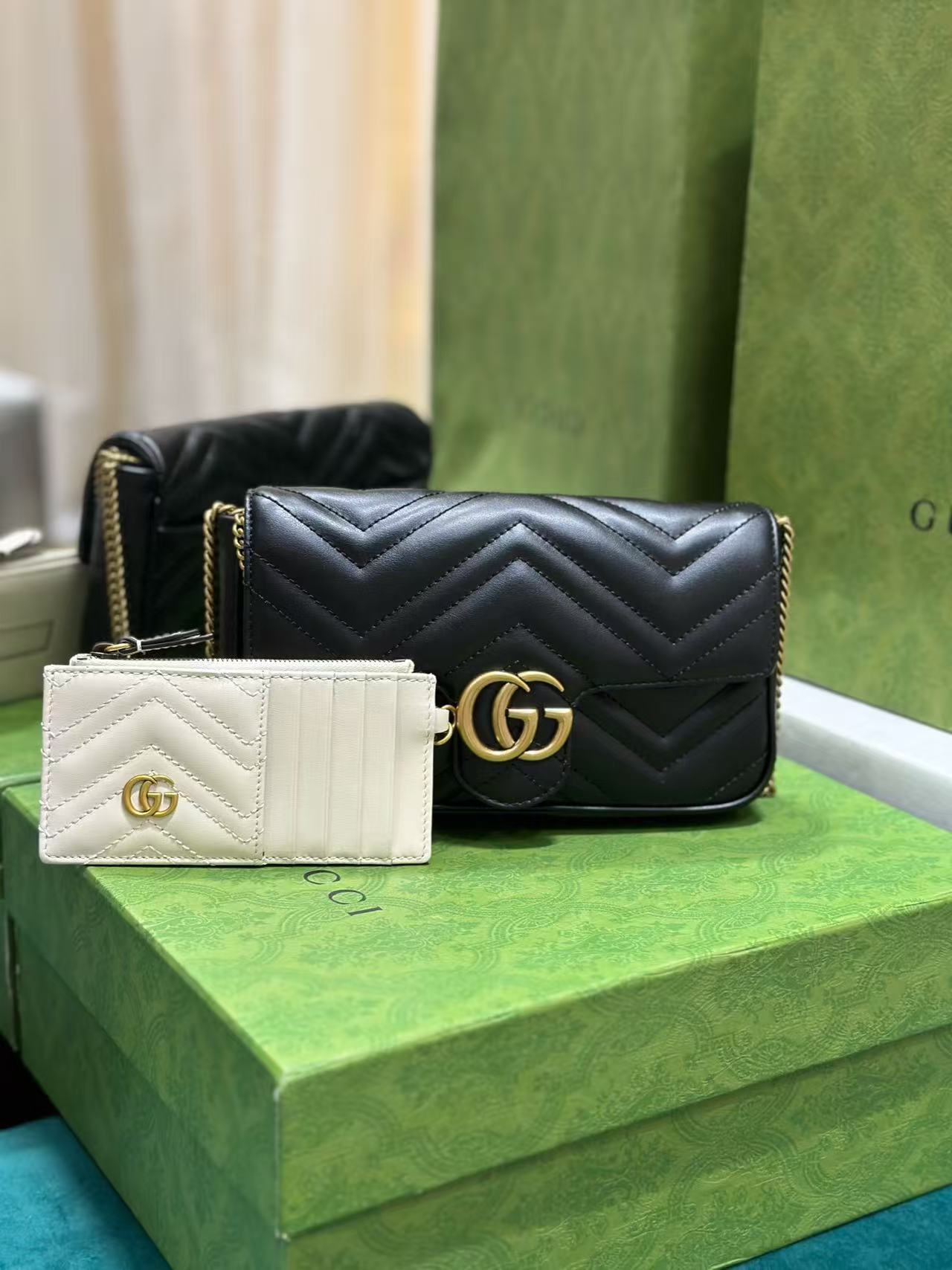 GG Marmont avec porte carte  (Replica)
