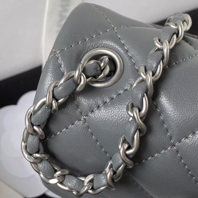 flap bag(Replica) - Image 14