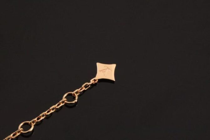 Color Blossom BB, rose gold (Replica) – Image 7