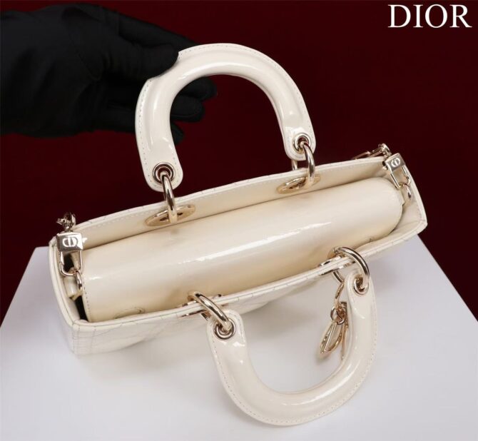 Lady D-Joy  (Replica) - Image 8