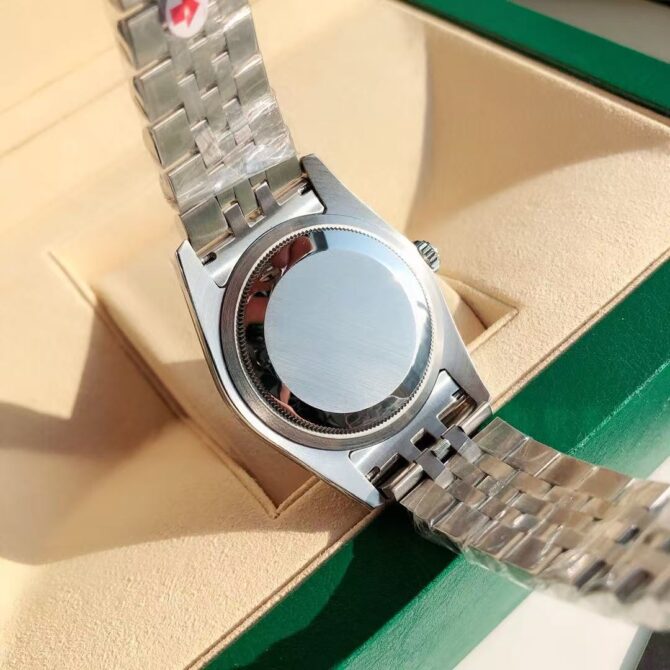 OYSTER PERPETUAL DATEJUST BLACK DIAL JUBILEE(Replica) - Image 7