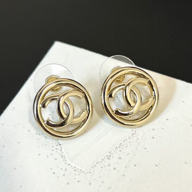 Chanel earrings cc circle minimalist (Replica) - Image 4