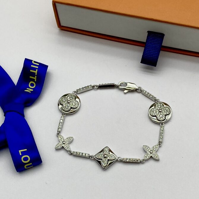 Color Blossom BB and diamonds (Replica) - Image 5