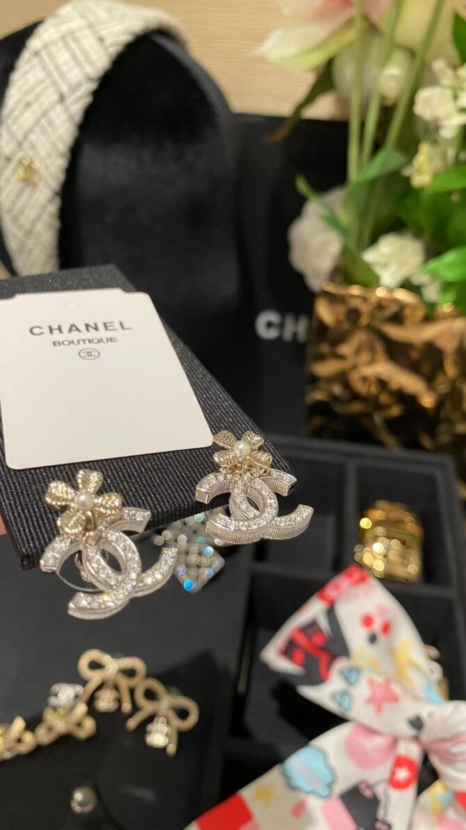 Chanel earrings cc clover(Replica) - Image 8
