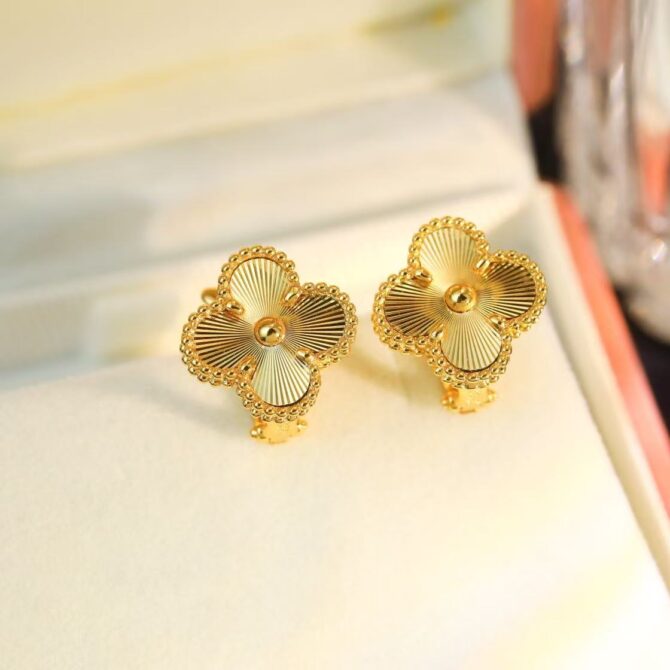 Vintage Alhambra gold(Replica) - Image 2