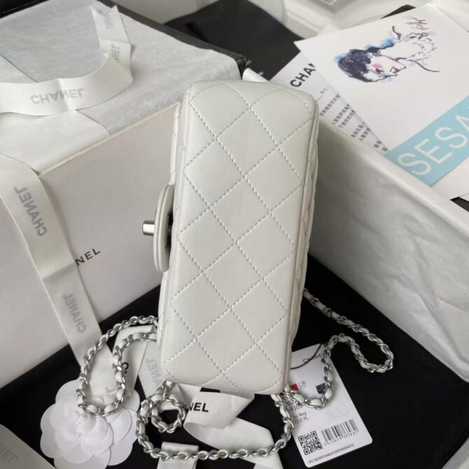 flap bag(Replica) - Image 5