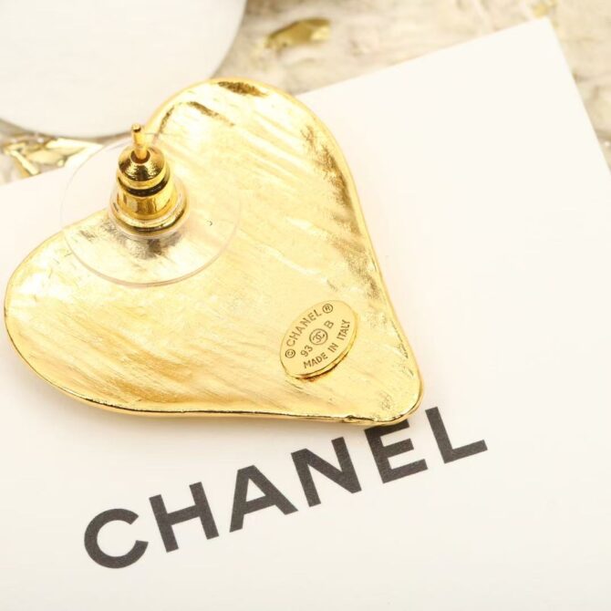 Chanel earrings heart gold(Replica) - Image 4