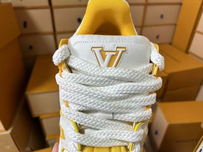 LV trainer  (Replica) - Image 3