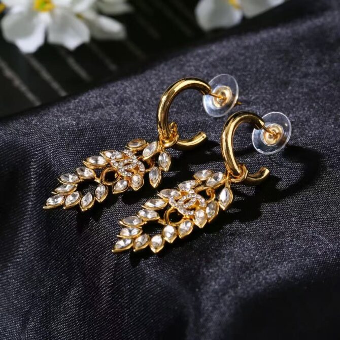 Chanel earrings cc leaf(Replica) - Image 6