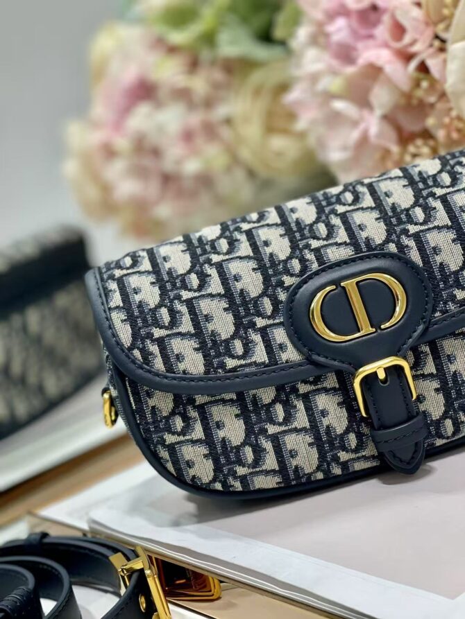 East-West Dior Bobby(Replica) – Image 4