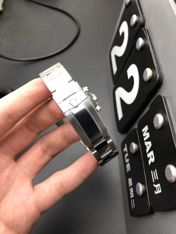 Cosmograph Daytona (Replica) – Image 5