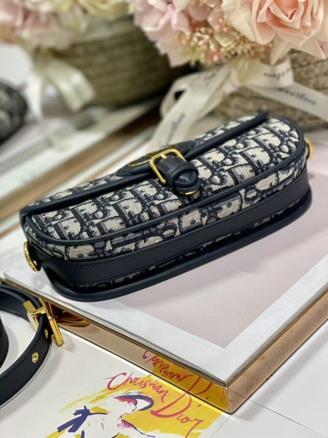 East-West Dior Bobby(Replica) – Image 5