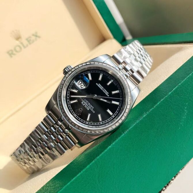OYSTER PERPETUAL DATEJUST BLACK DIAL JUBILEE(Replica) - Image 5