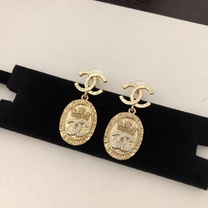 Chanel earrings oval gold(Replica)