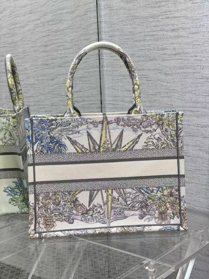 Dior Book Tote Medium(Replica) – Image 7