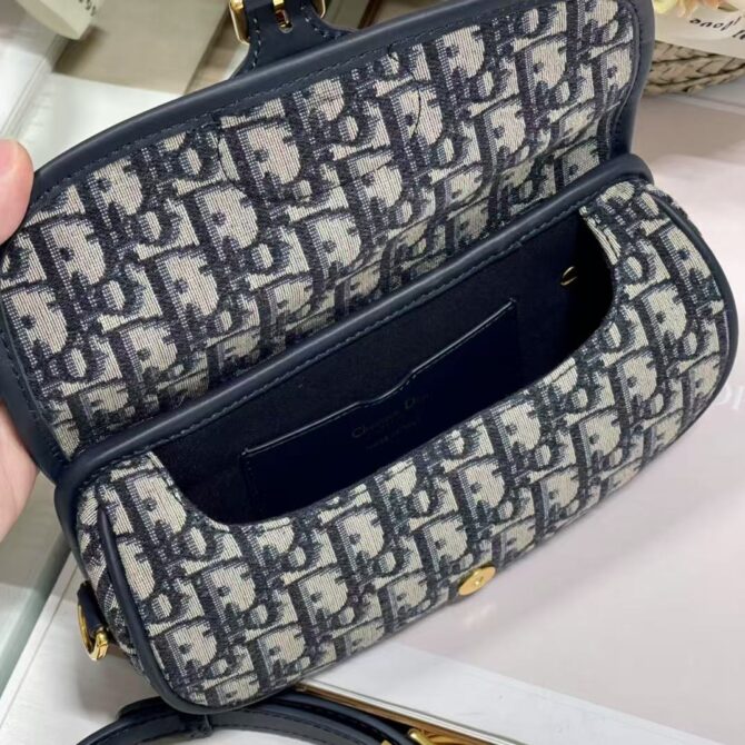 East-West Dior Bobby(Replica) – Image 8