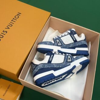 lv trainer #54 (Replica) - 44