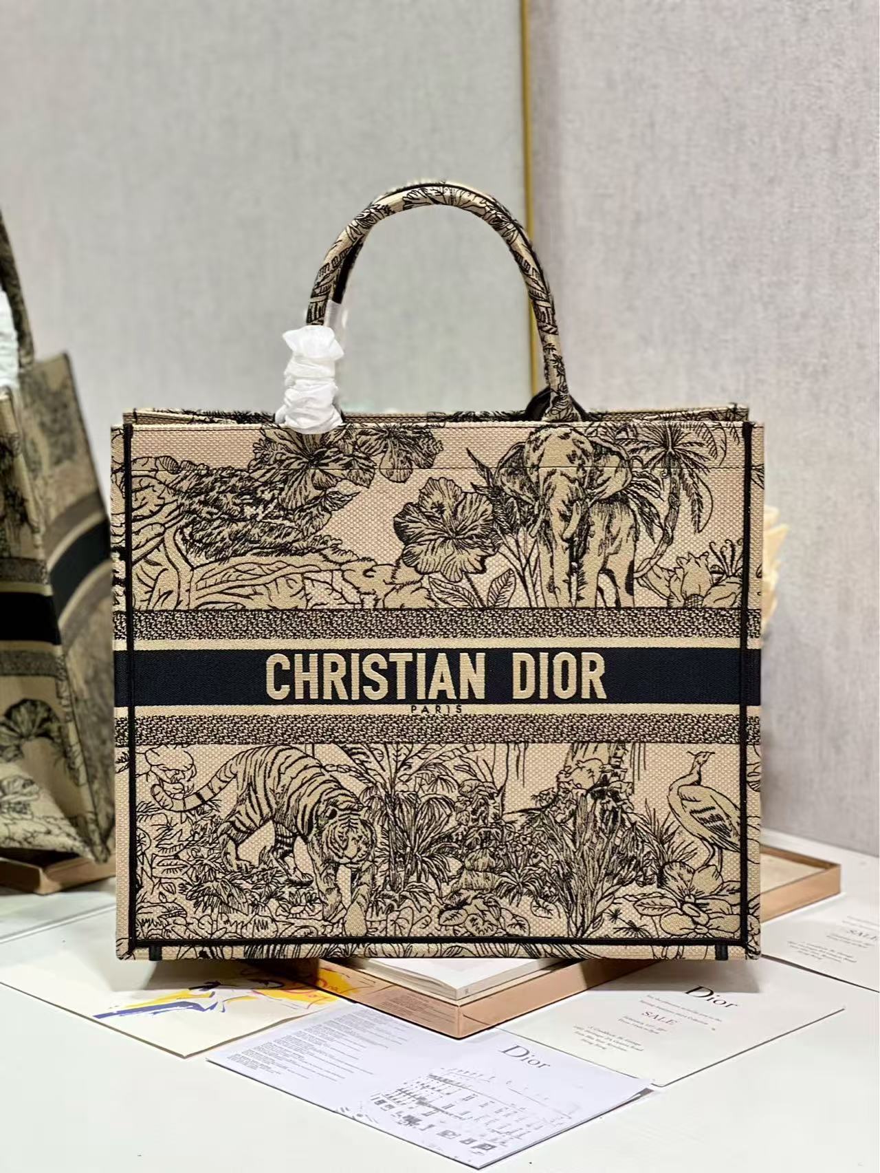 Book tote Large(Replica)