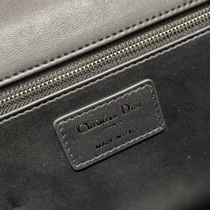Dior 30 Montaigne (Replica) – Image 9
