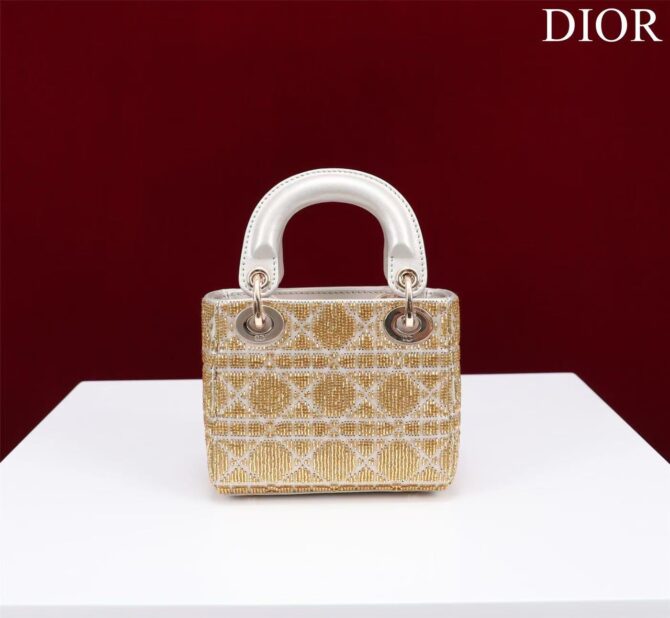 Lady Dior Mini brodé(Replica) – Image 3